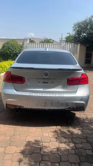 BMW 3 Series 330xi AWD 2018 Silver