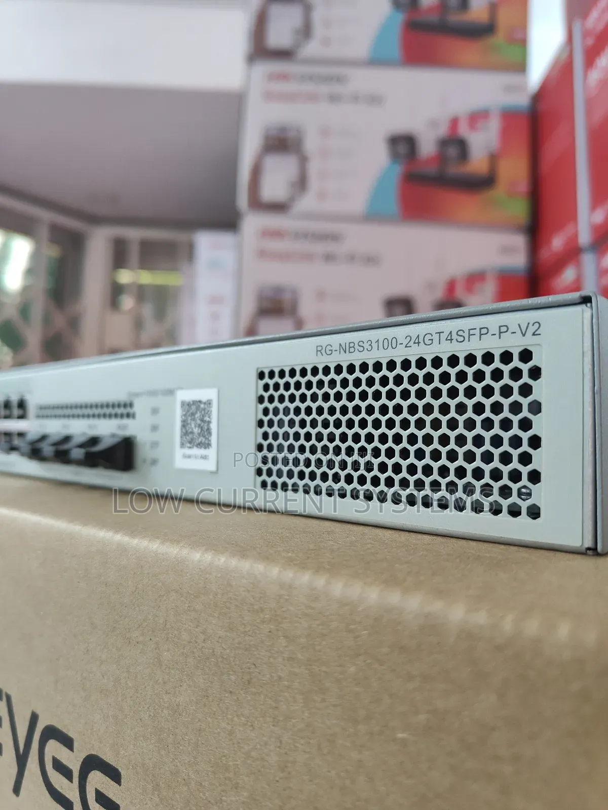 Ruijie 24port Gigabit Cloud Managed Poe+ Switch 4 Sfps 370w