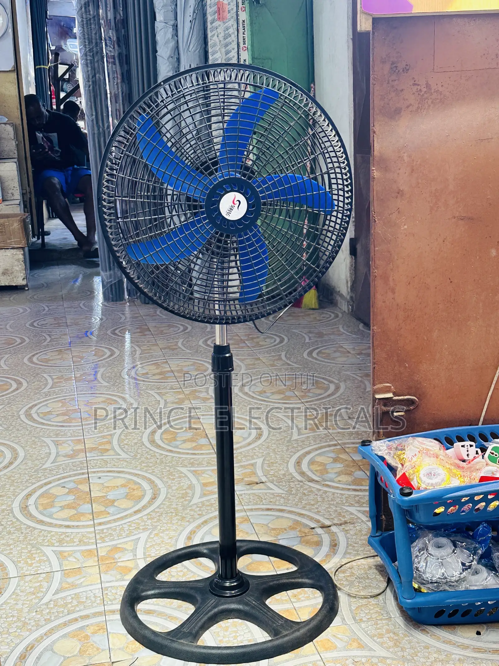 18” Standing Fan