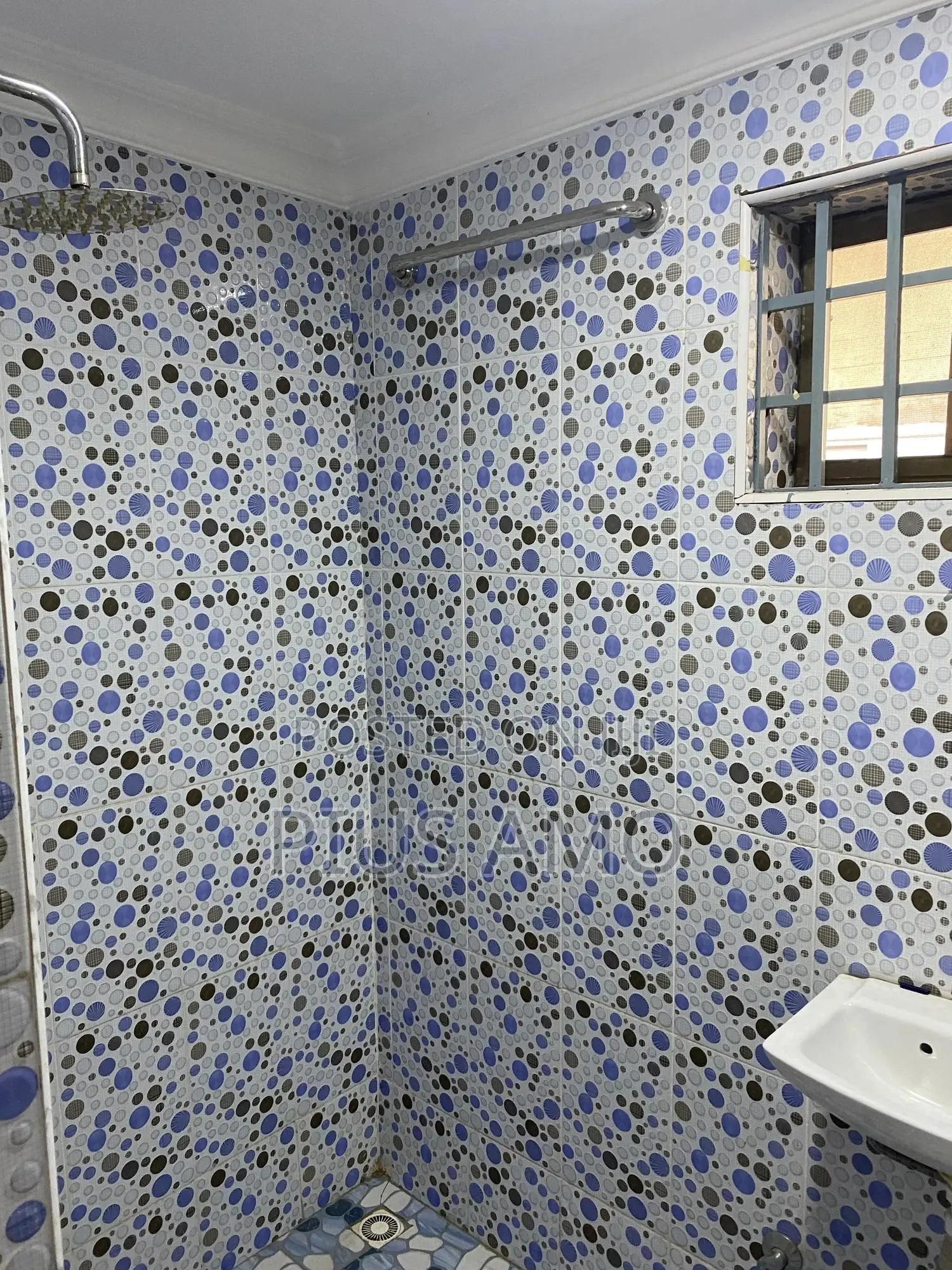 3bdrm House in Teshie for rent