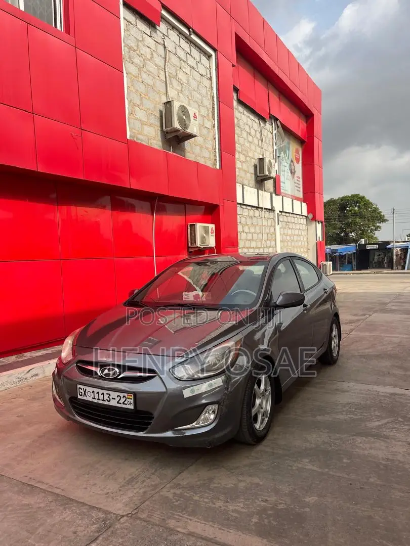 Hyundai Accent 2013 Gray