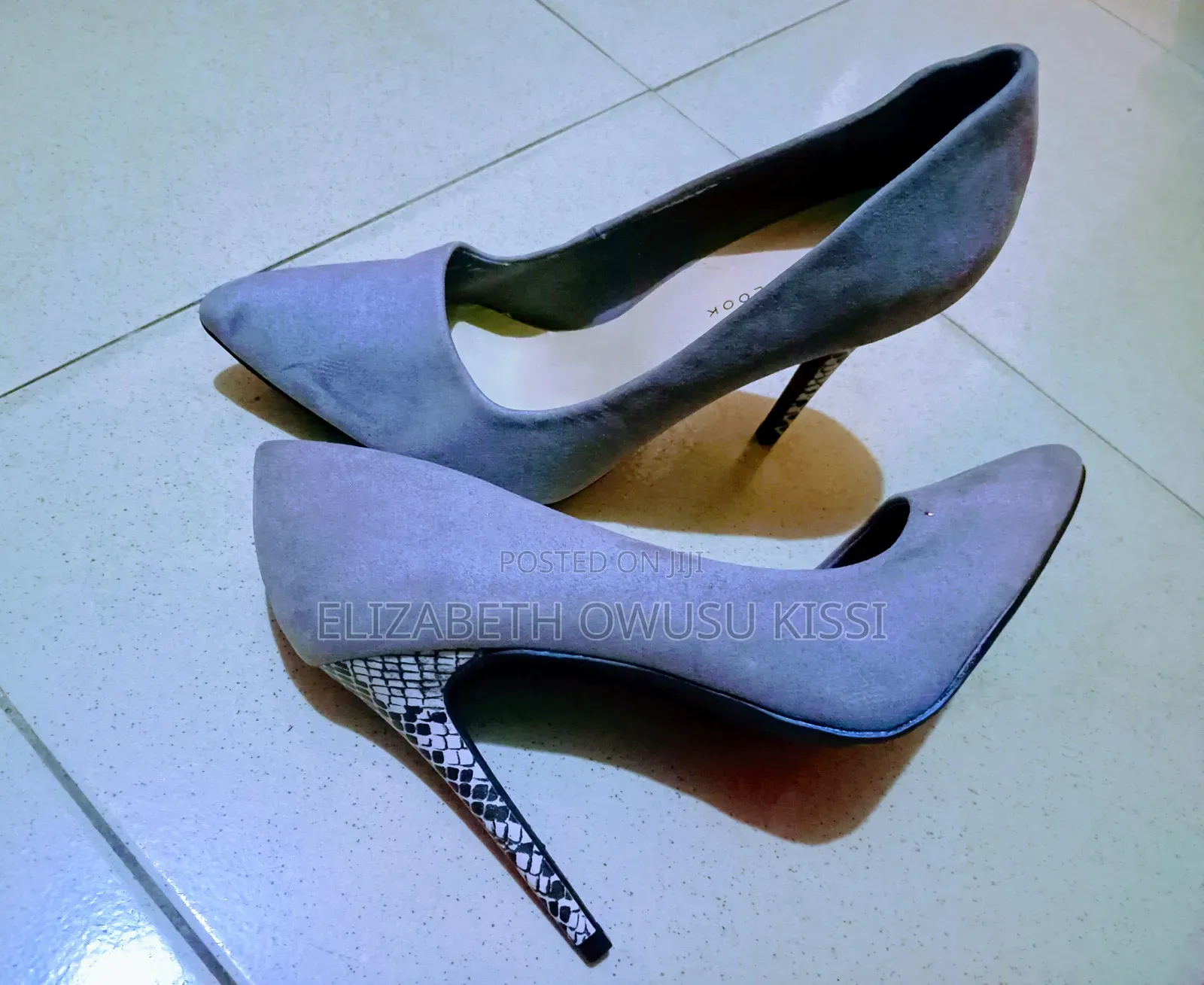 Ladies Ash Shoe