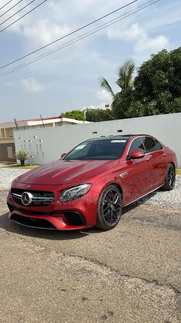 Mercedes-Benz E63 2020 Red