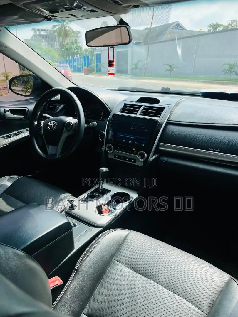 Toyota Camry 2014 White