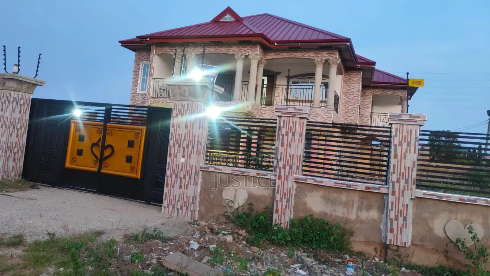 6bdrm House in Kasoa for sale