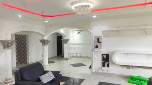 6bdrm House in Kasoa for sale