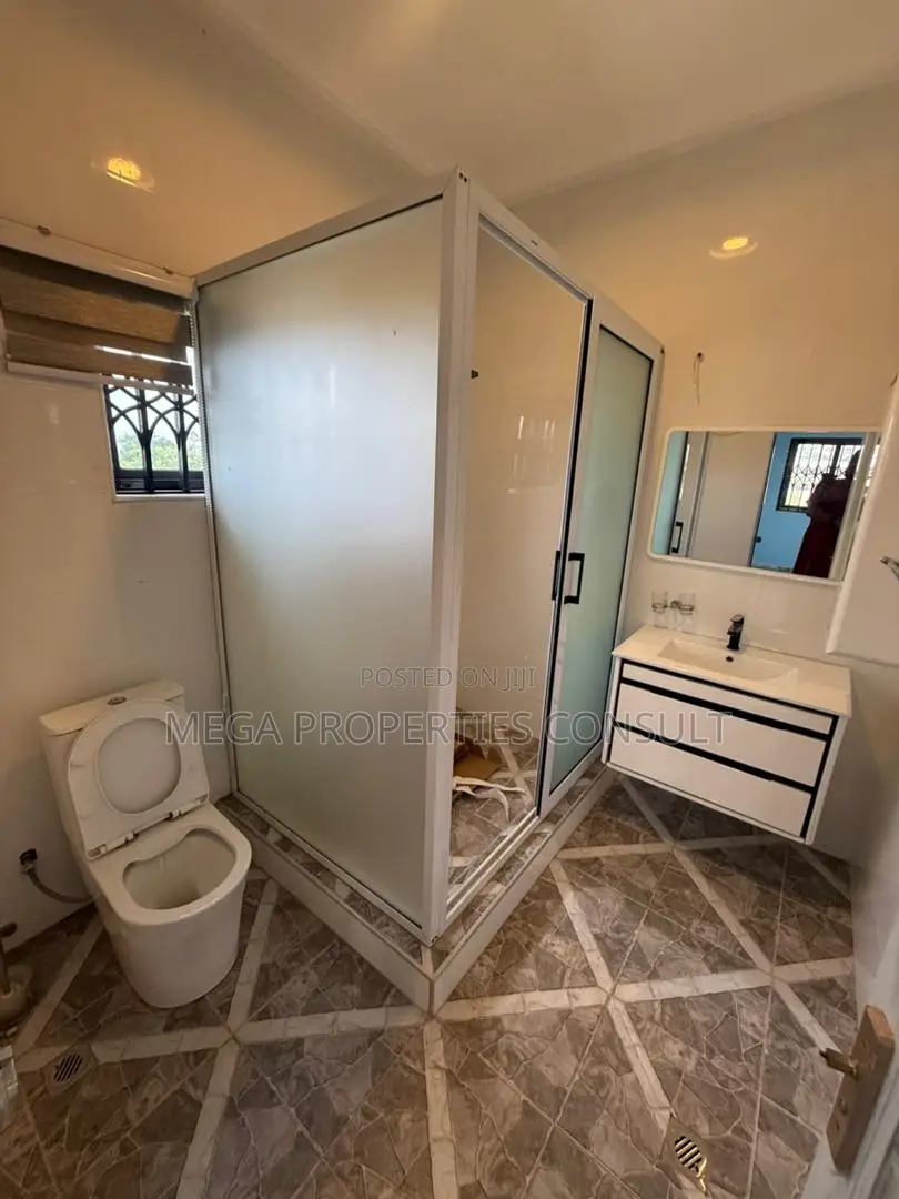 5bdrm House in Gbawe for rent