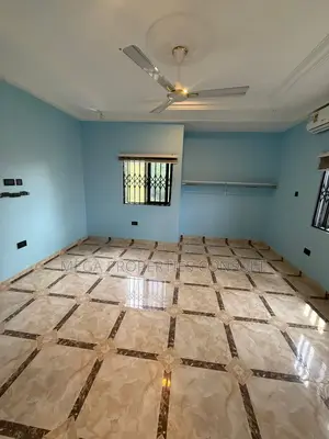 5bdrm House in Gbawe for rent