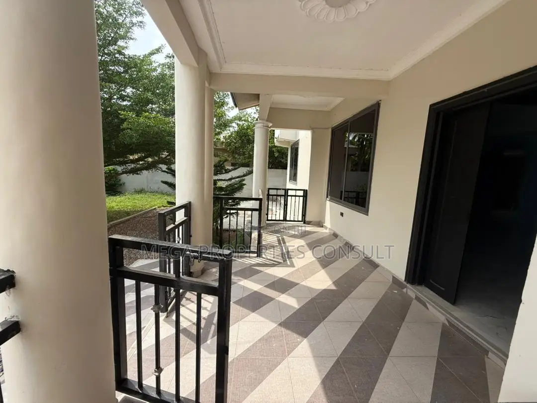 5bdrm House in Gbawe for rent
