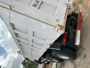 Foreign Used Sintotruk Howo 371