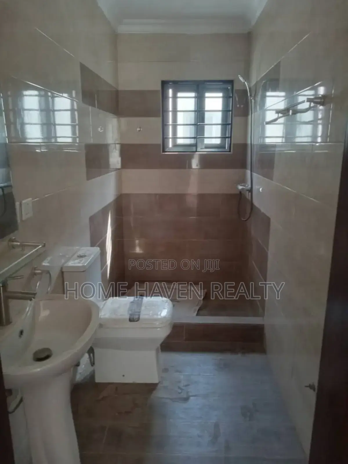 3bdrm House in Roman, Taifa-Burkina for rent