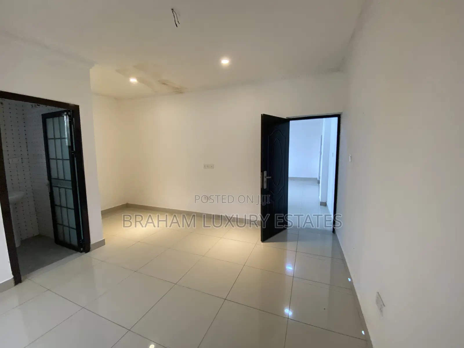 1bdrm Apartment in Braham Luxury, Spintex for rent