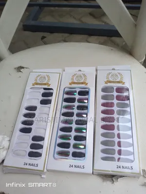 Leberger Press-on Finger Nails
