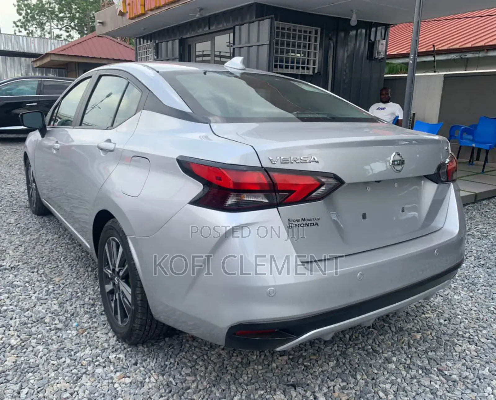 Nissan Versa 2021 Gray