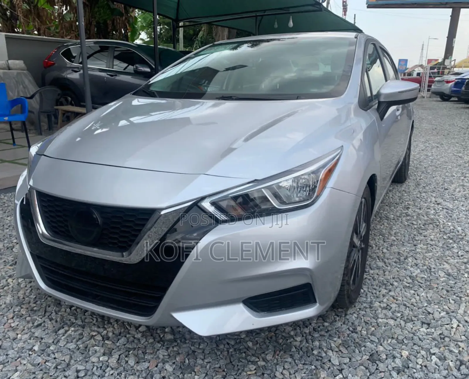Nissan Versa 2021 Gray