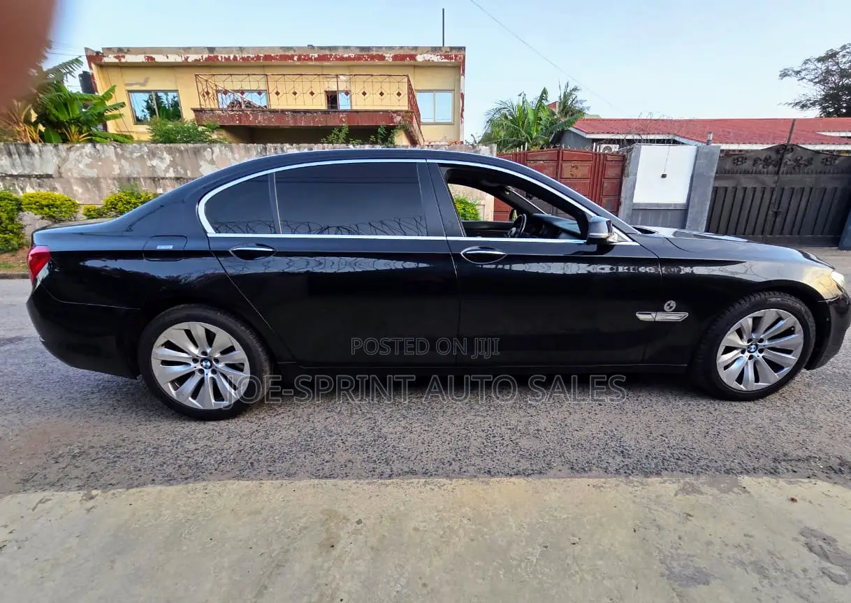 BMW 7 Series Sedan 750Li xDrive 2013 Black