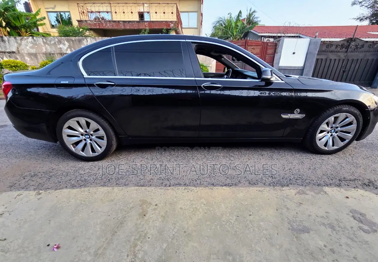 BMW 7 Series Sedan 750Li xDrive 2013 Black
