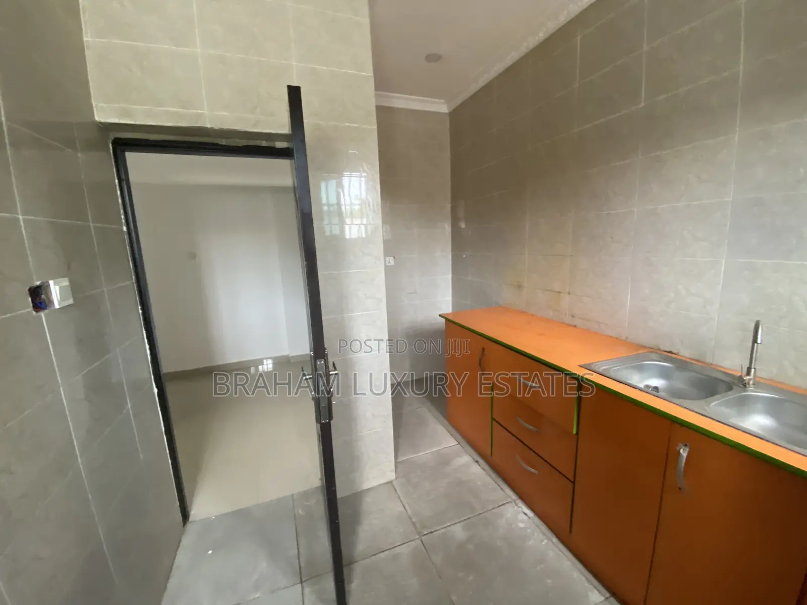 2bdrm Apartment in Braham Luxury, Spintex for rent