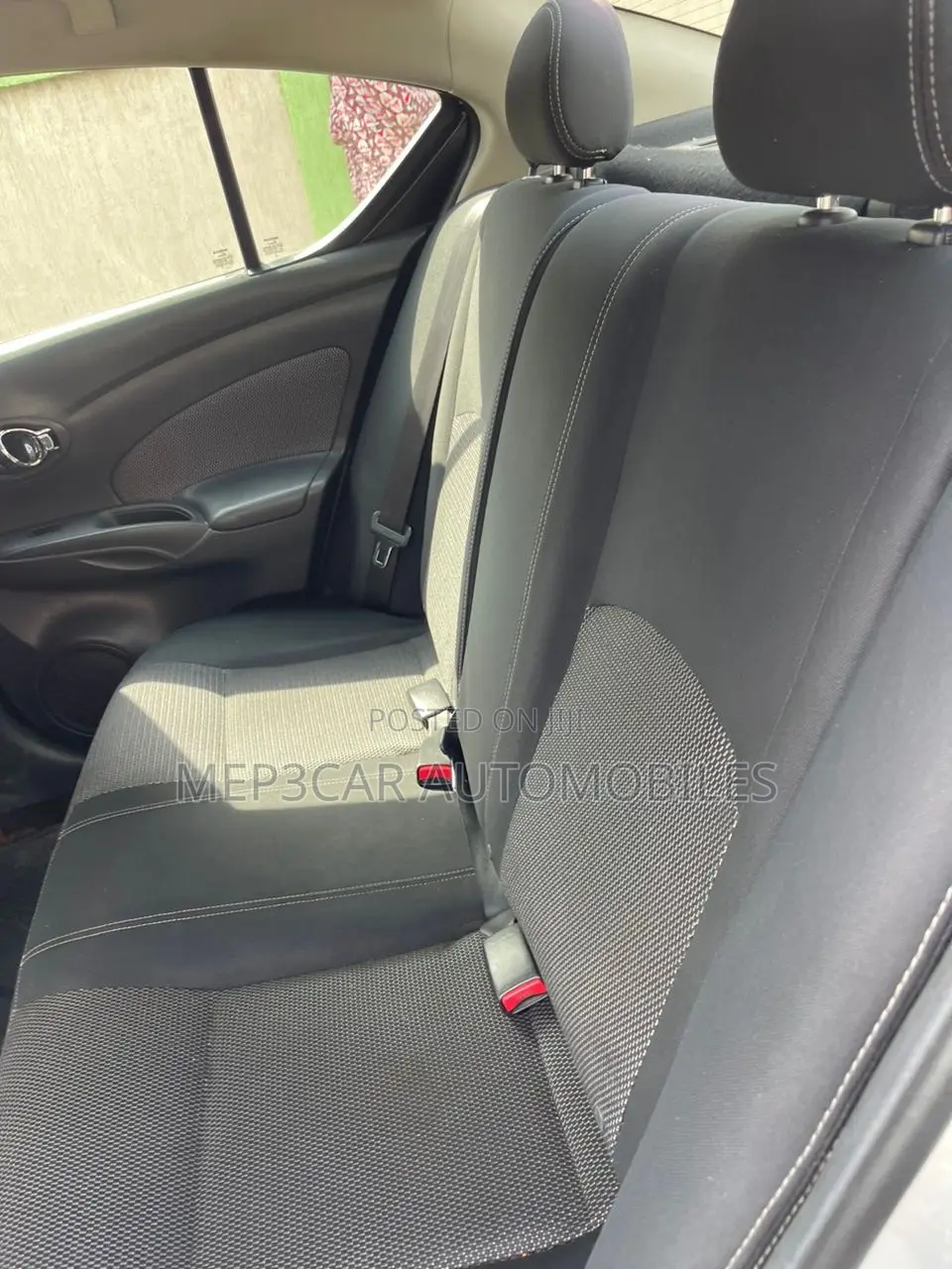 Nissan Versa 2014 Silver