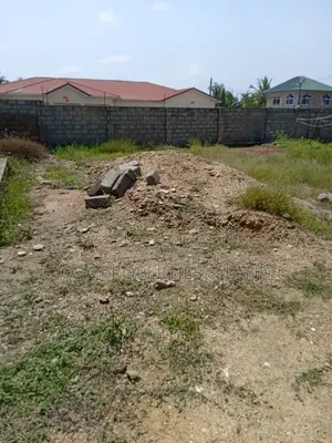 Executive Roadside1 Plot of Land for Sale at Haatso