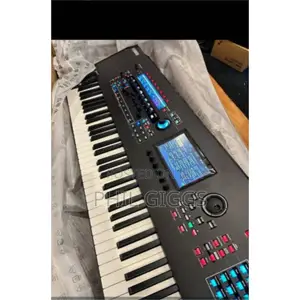 Yamaha Montage M8x 88 Weighted Keys