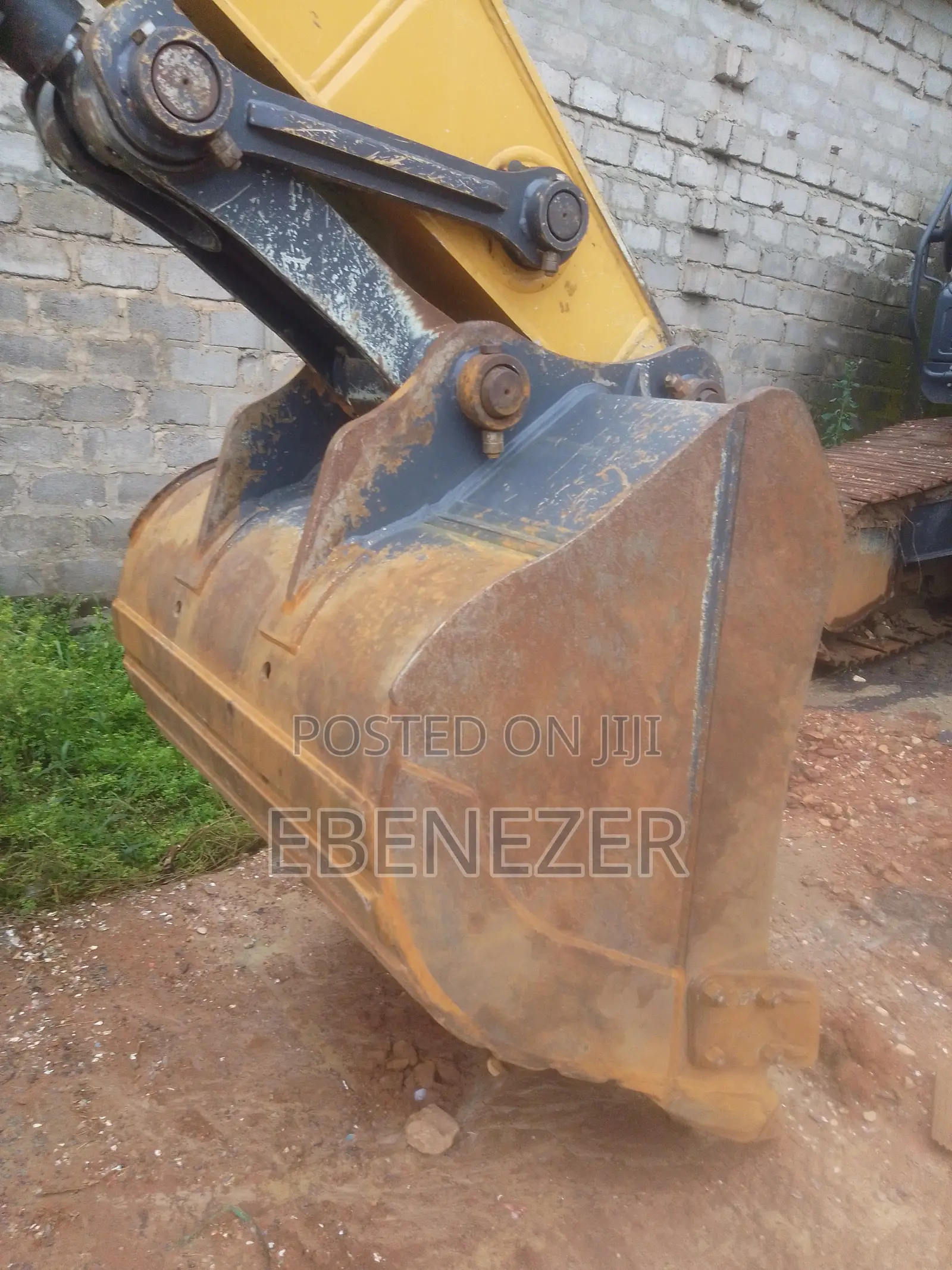 Excavator for Sale