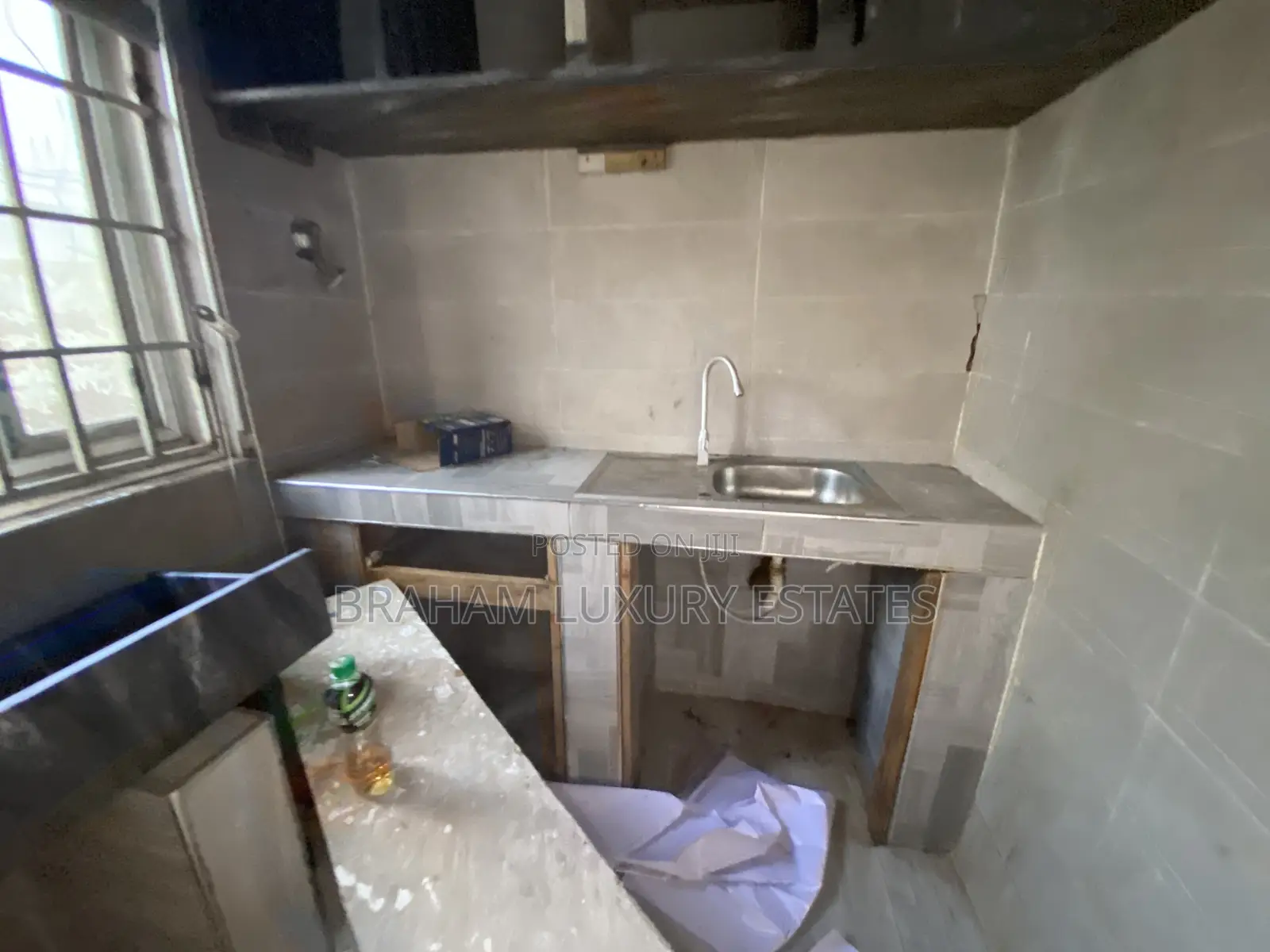 1bdrm Apartment in Braham Luxury, Spintex for rent