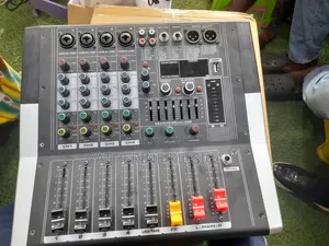 Kv 4 Channel Powered Mixer