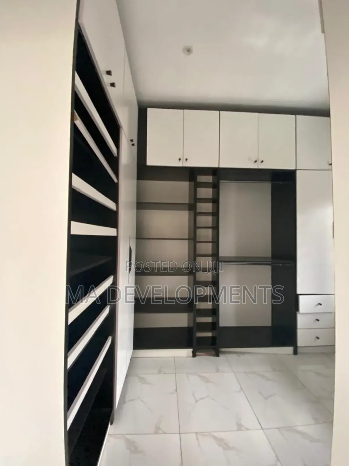 4bdrm Townhouse / Terrace in Madev Realty, Achimota for rent