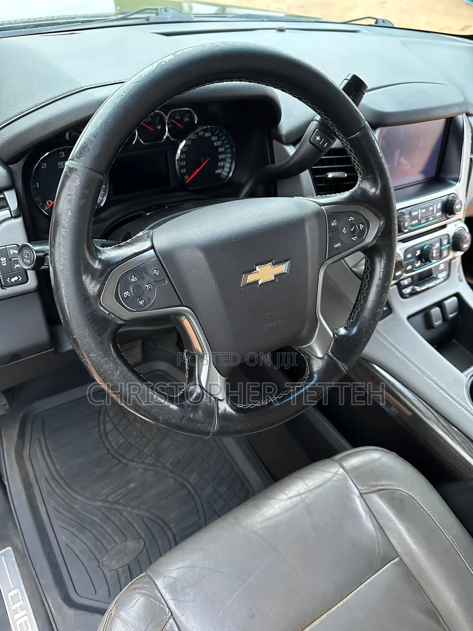 Chevrolet Suburban LT 4x4 2019 Black