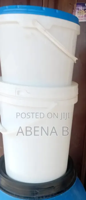Buckets 10 Liters With Covers Available in Large Quantities and Sizes