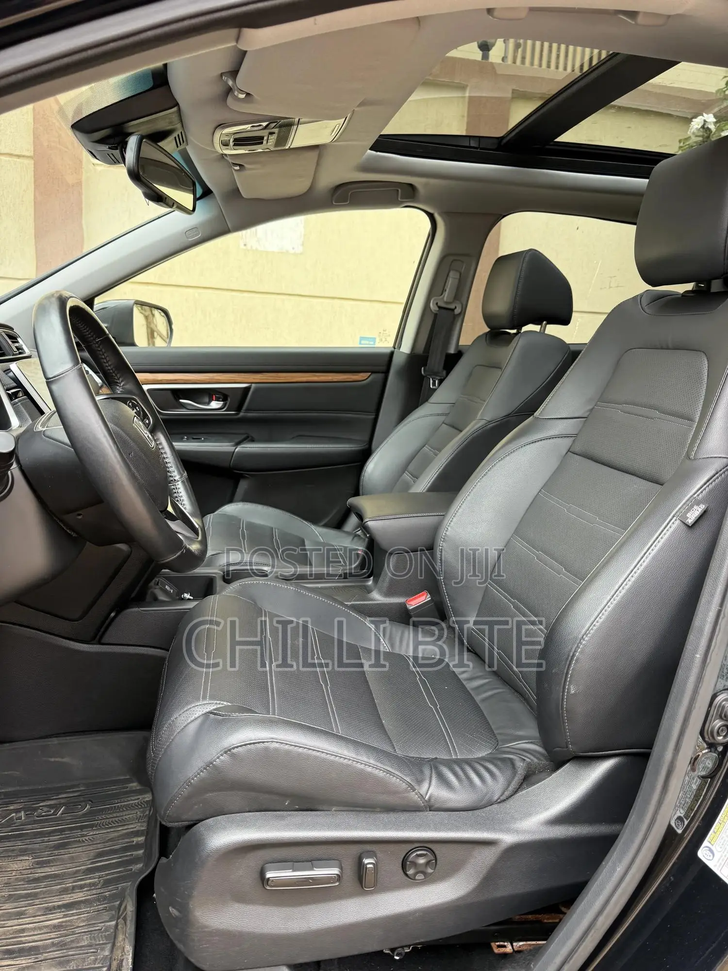 Honda CR-V Touring AWD 2019 Black