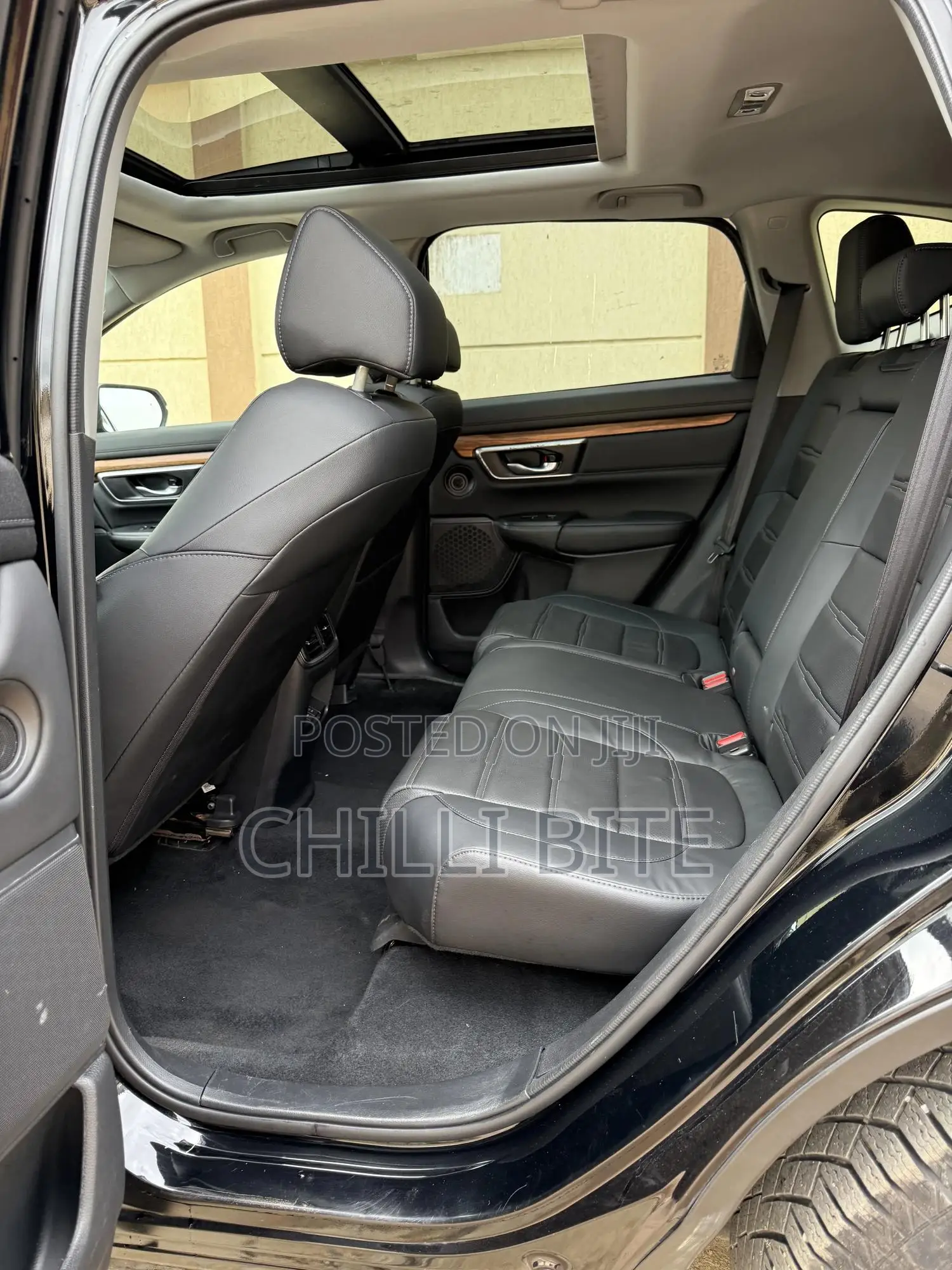 Honda CR-V Touring AWD 2019 Black