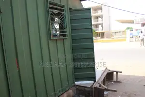 Shop for Rent