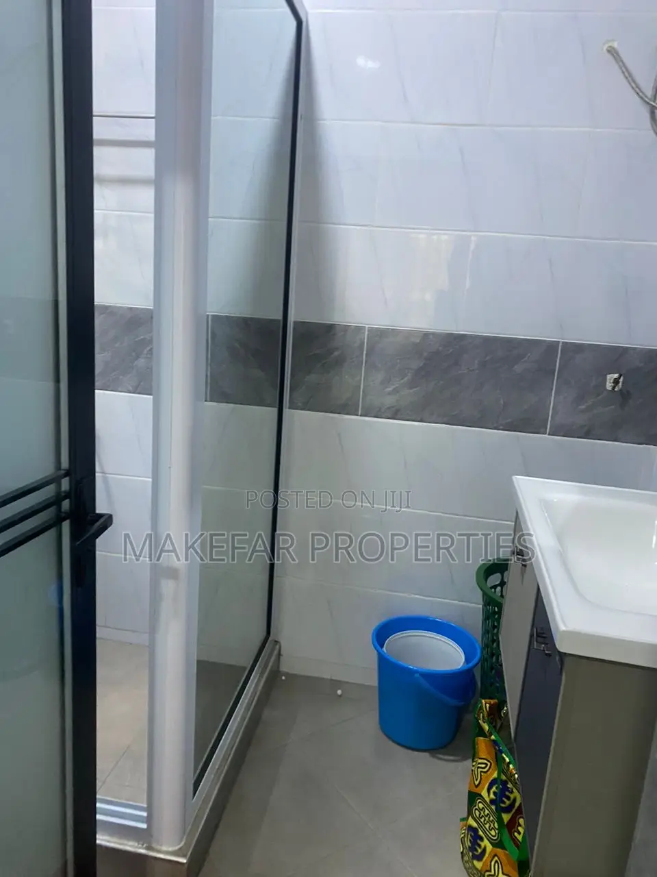 3bdrm House in School Junction for rent