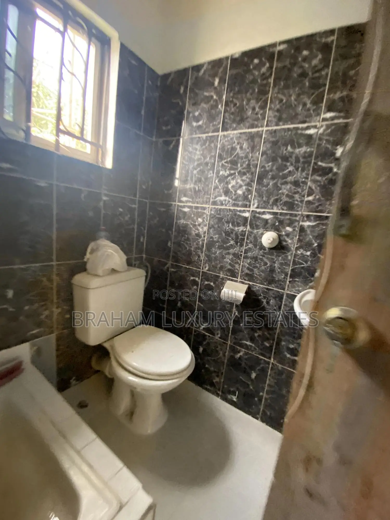 1bdrm House in Braham Luxury, Spintex for rent