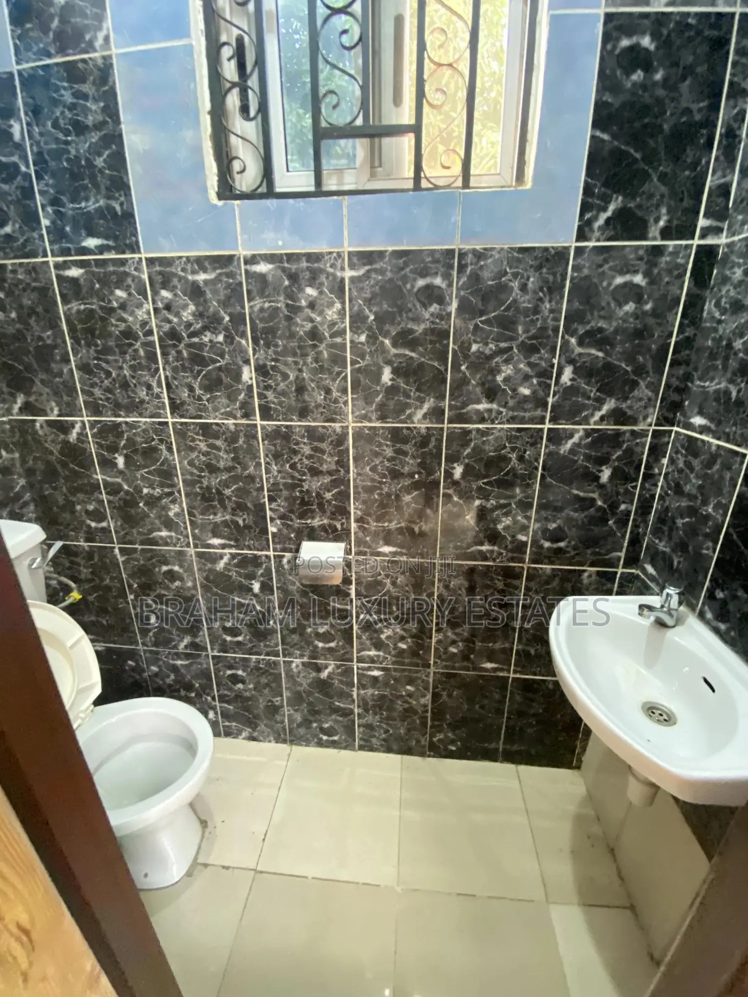 1bdrm House in Braham Luxury, Spintex for rent
