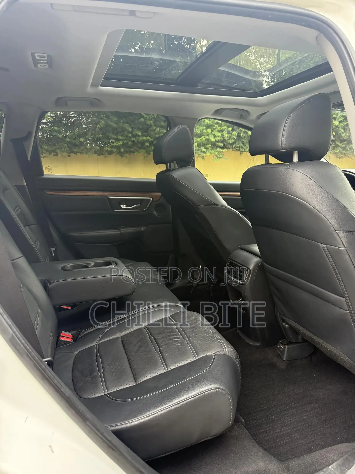 Honda CR-V Touring 4dr SUV AWD (1.5L 4cyl CVT) 2017 White