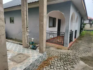 3bdrm Apartment in Jay Real Estate, Awutu Senya East Municipal for rent
