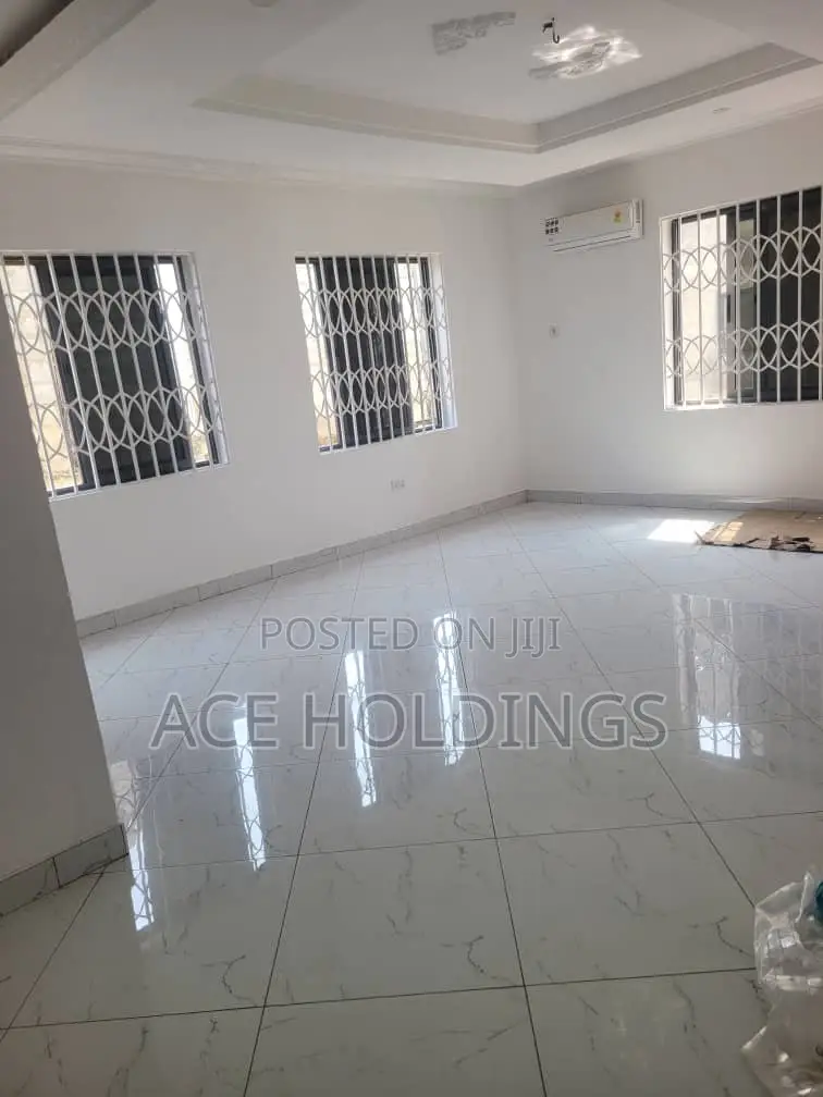 3bdrm Apartment in Tse Addo, Tseaddo for rent