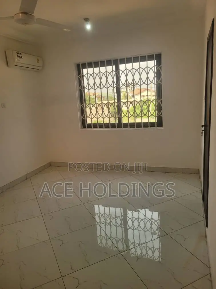 3bdrm Apartment in Tse Addo, Tseaddo for rent