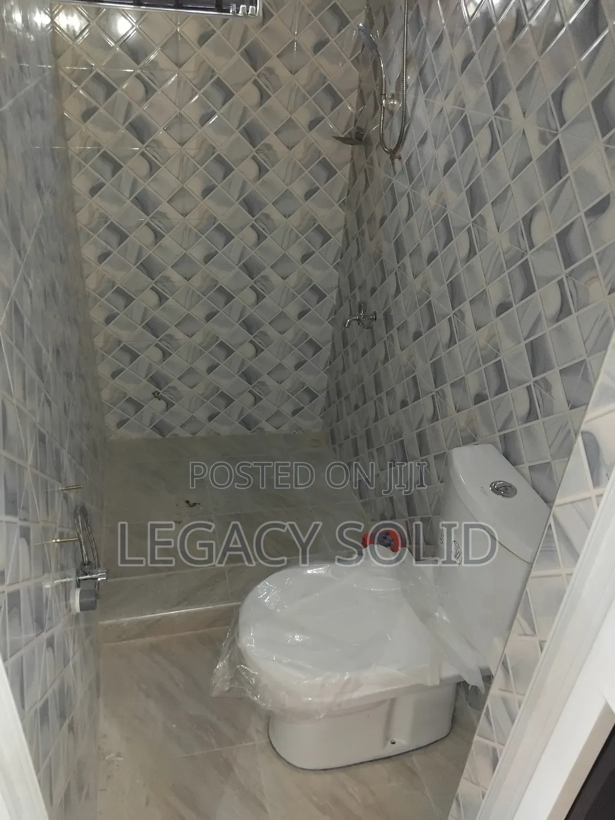 1bdrm Apartment in Legacy Solid Real, Teshie for rent