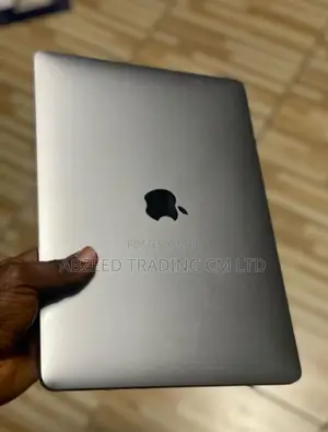 Laptop Apple MacBook Pro 2017 8GB Intel Core I5 SSD 256GB