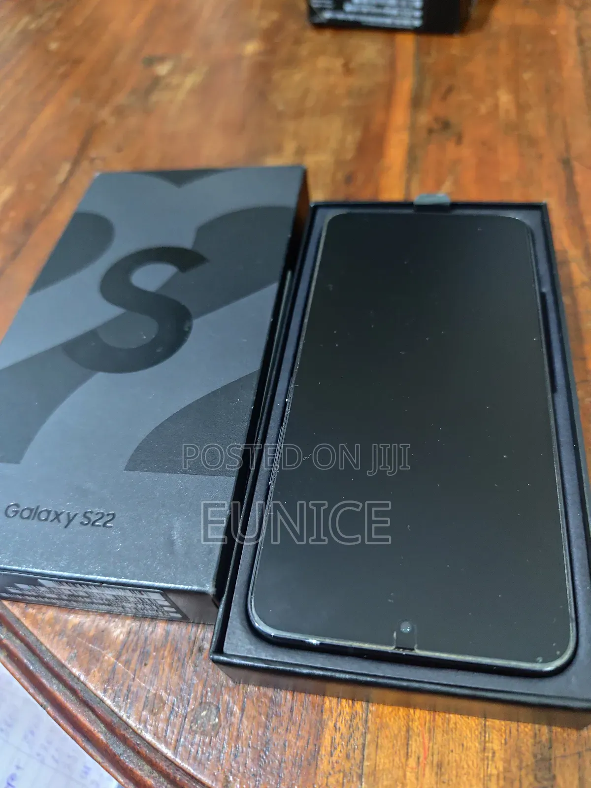 New Samsung Galaxy S22 5G 128 GB Black