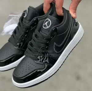 Air Jordan 1 Low