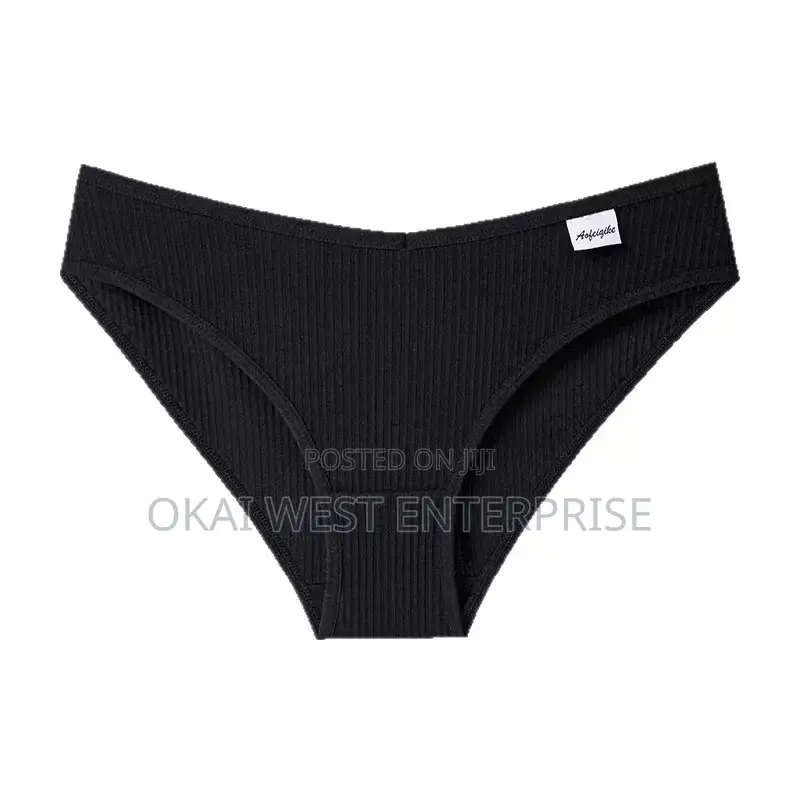 Ultra-Comfort Seamless Cotton Briefs for Ladies