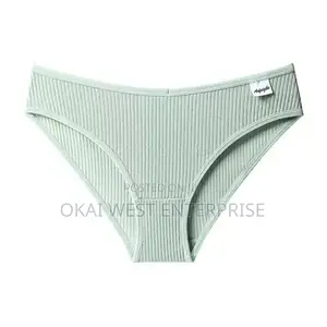 Ultra-Comfort Seamless Cotton Briefs for Ladies