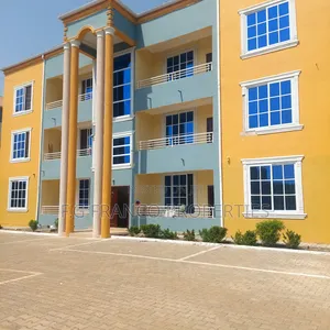 2bdrm Apartment in Kg.Franco Properties, Tema Metropolitan for rent