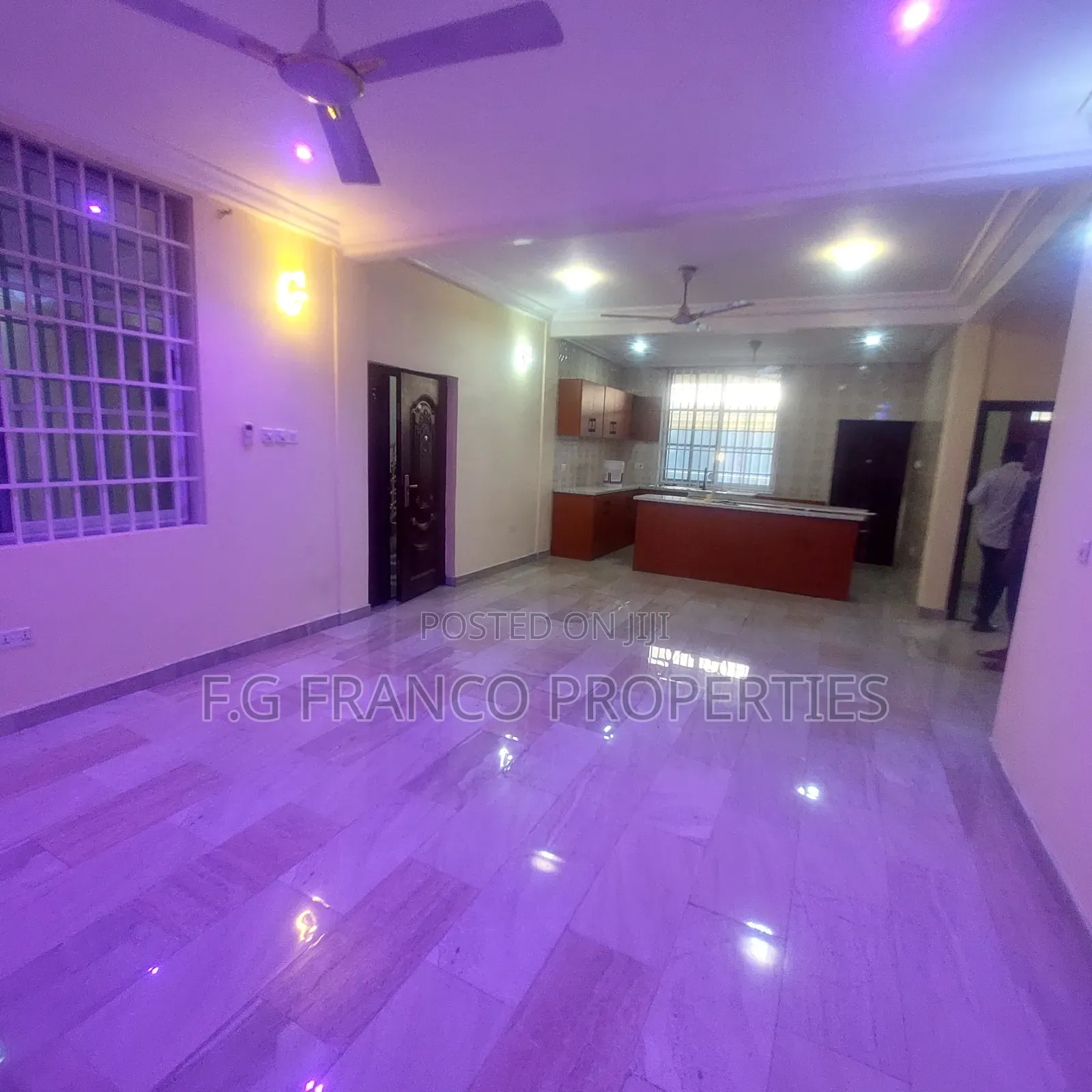 2bdrm Apartment in Kg.Franco Properties, Tema Metropolitan for rent