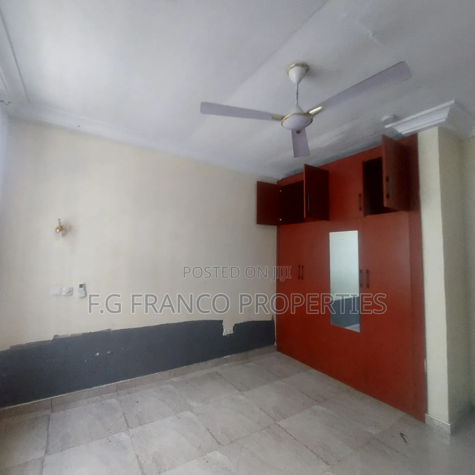 2bdrm Apartment in Kg.Franco Properties, Tema Metropolitan for rent